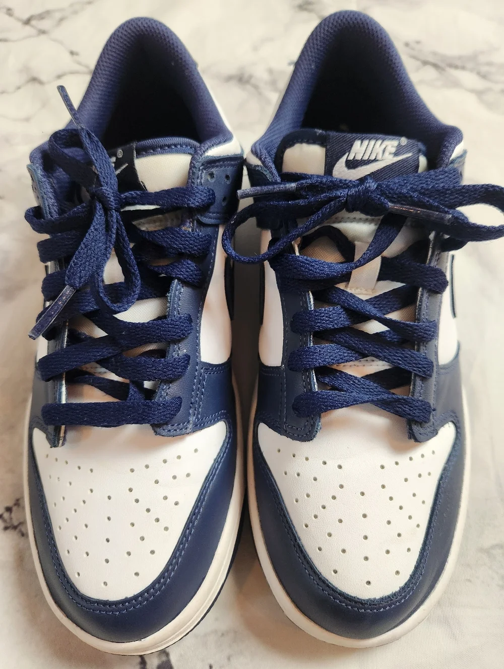 Nike classic low